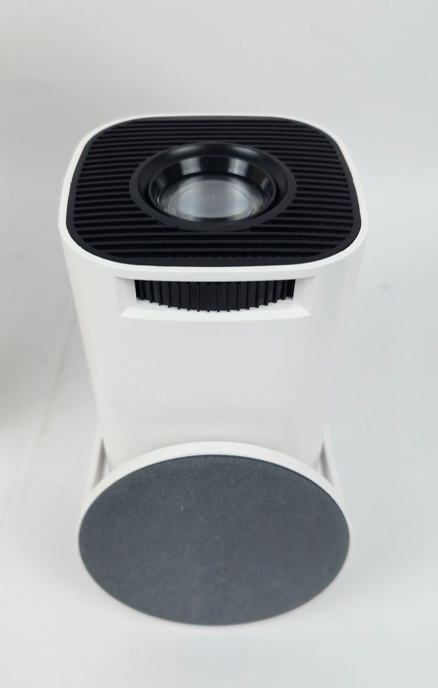 LED Ultra HD Projector