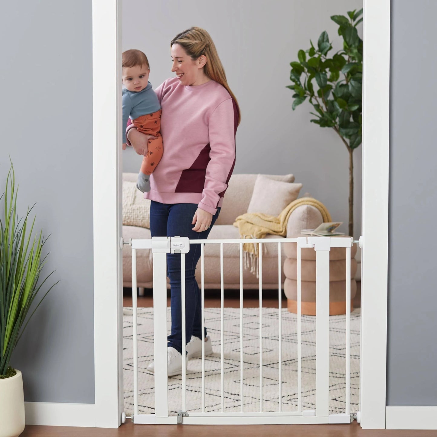 Safety 1st Easy Install Walk-Through Baby Gate 29-38"x28" White Metal