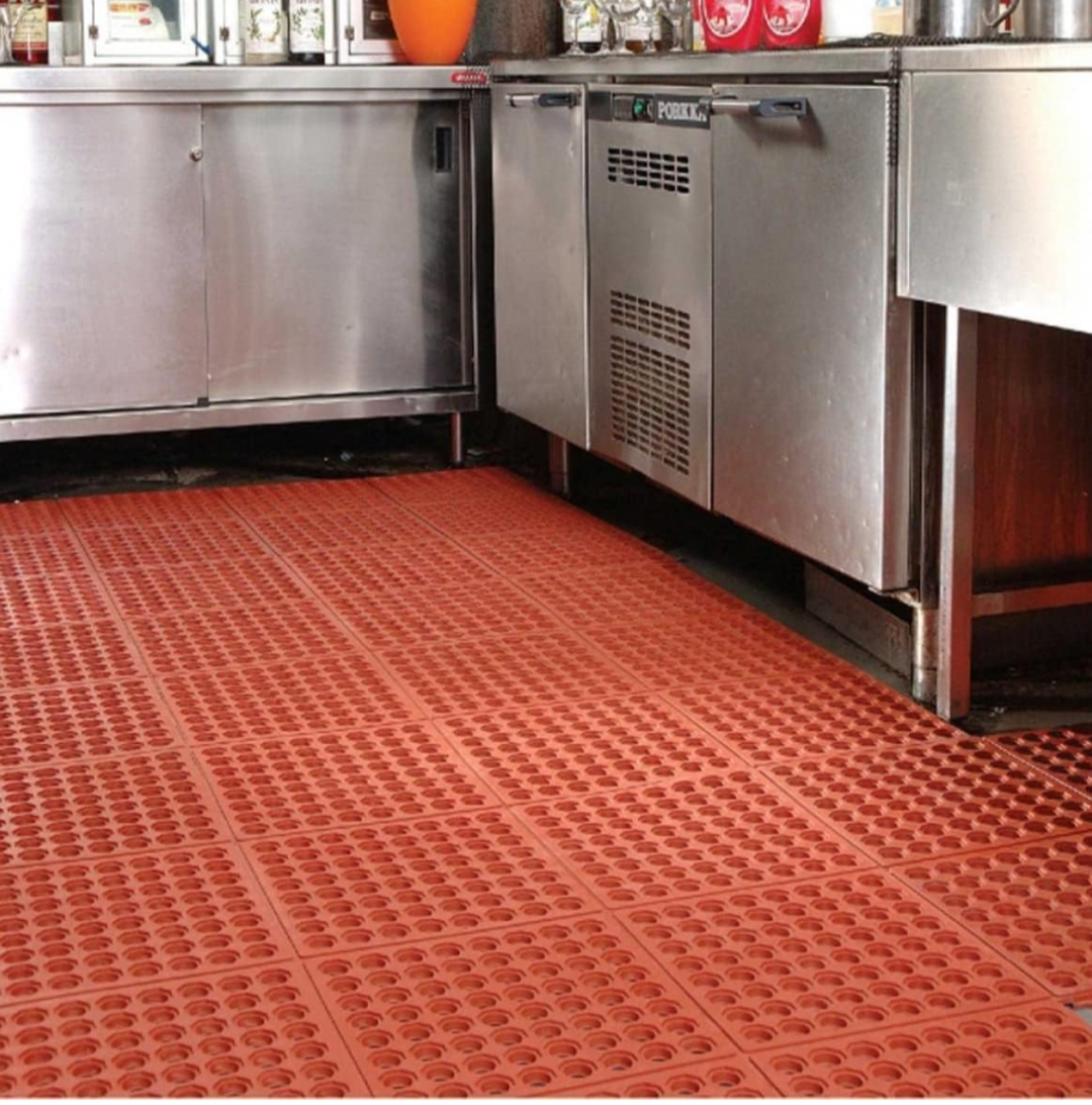 Commercial Anti-Fatigue, Quick-Drain, No-Slip Rubber Floor Covering, 36" x 60" Orange