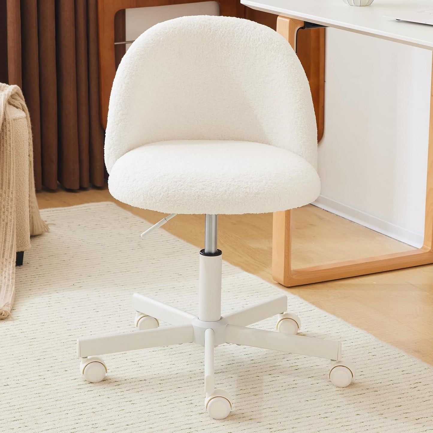 Vingli White Fleece Office - Vanity Chair
