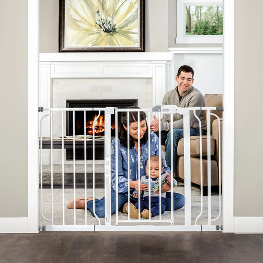 The Regalo Easy Step Extra Wide Safety Gate 29-in-49-in x 30-in, White or Black 1164 EW-DS